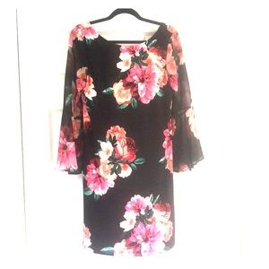 J. Howard floral NWOT